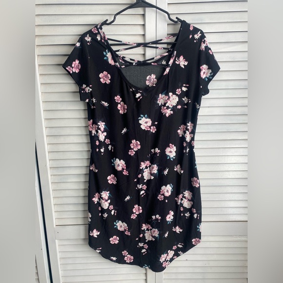 No Boundaries BodyCon Dress - Picture 2 of 5